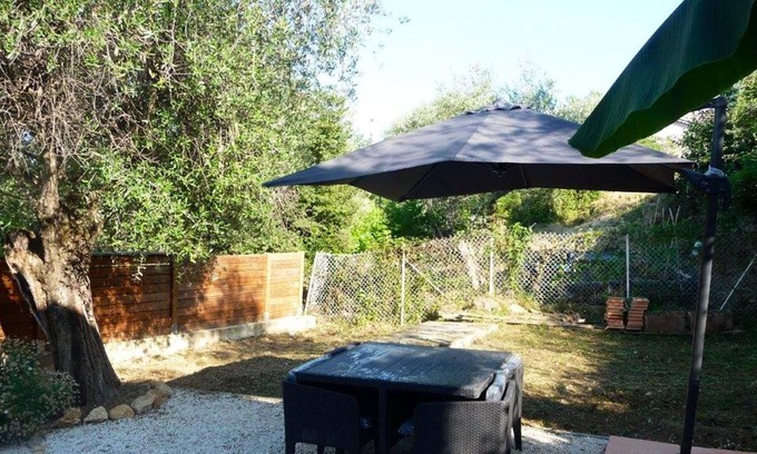 Gattieres Apartamento | Homerez - Nice appartement 17 km away from the beach for 4 ppl. at Gattières