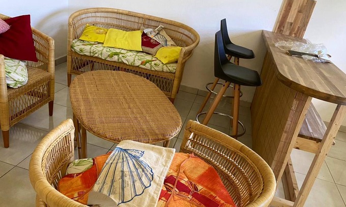 Le Moule Apartamento | Homerez - Nice appartement for 4 ppl. with balcony at Le Moule