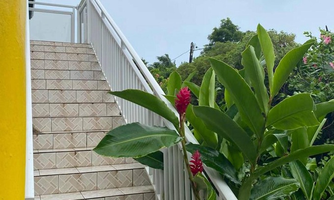 Le Moule Apartamento | Homerez - Nice appartement for 4 ppl. with balcony at Le Moule