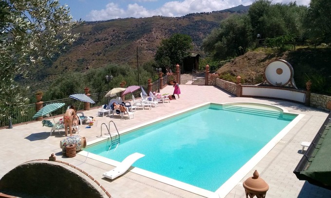 Reitano Apartamento | Homerez - Nice appartement 5 km away from the beach for 4 ppl. with shared pool