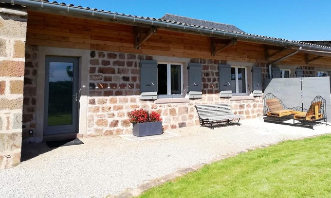 Nauviale Casa | Homerez - Nice house for 6 ppl. with shared pool, garden and terrace at Nauviale