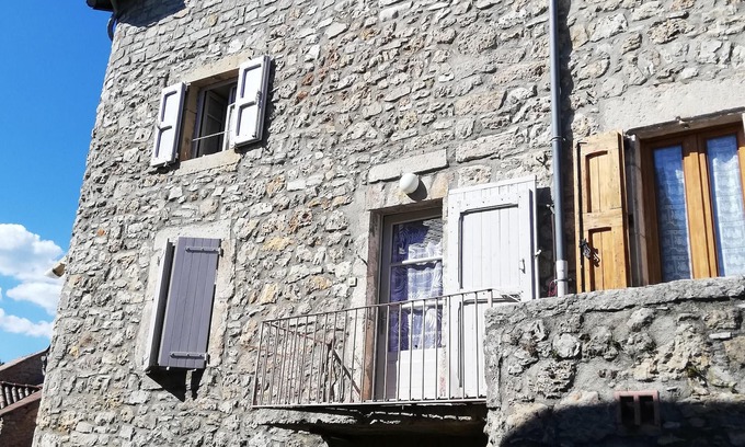 Veyreau Casa | Homerez - Bonita casa para 2 pers. con balcón en Veyreau
