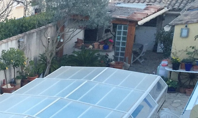 Lunel-Viel Apartamento | Homerez - Bonito estudio a 10 km de la playa para 2 pers. con piscina compartida