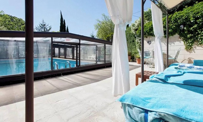 Barbentane Villa | Homerez - Villa Provenzal con Piscina en Barbentane