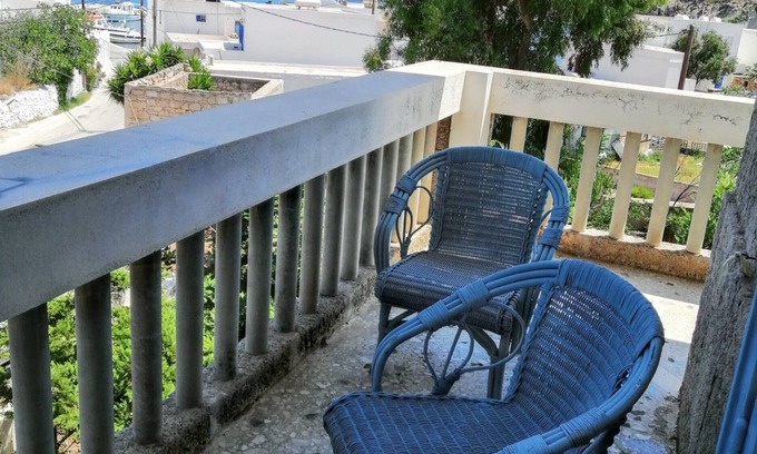 Kimolos Apartamento | Homerez - Sea view apartment, Kimolos.