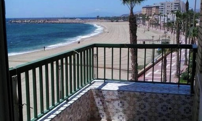 Aguilas Apartamento | Homerez - Apartamento junto al mar Águilas