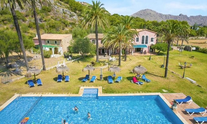 Urbanitzacio Gotmar Apartamento | Homerez - Apartamento espacioso en Pollença, 100 m², piscina
