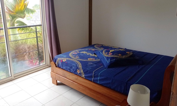 Saint-Andre Casa | Homerez - Espaciosa casa para 8 pers. con jardín y terraza en Saint-André
