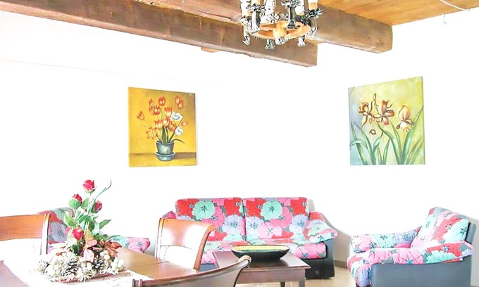 Morano Calabro Apartamento | Homerez - Espacioso apartamento para 8 pers. con balcón en Morano Calabro