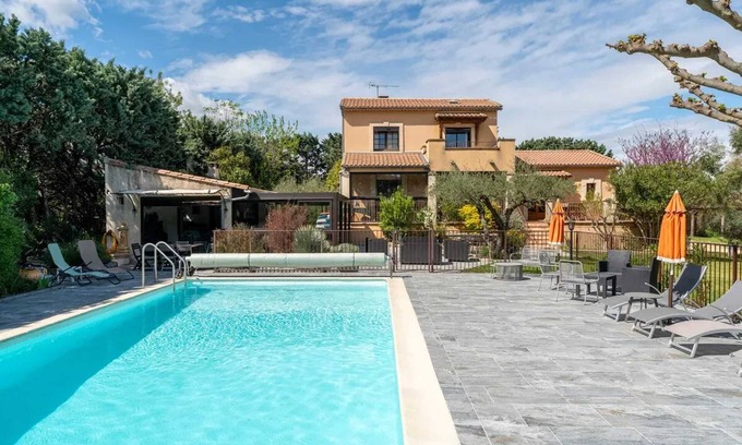 Vezenobres Villa | Homerez - Espaciosa villa en Vézénobres con piscina privada