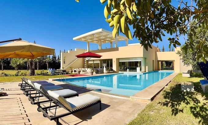 El Aggada Villa | Homerez - Villa espaciosa con vistas a las montañas - 550 m²