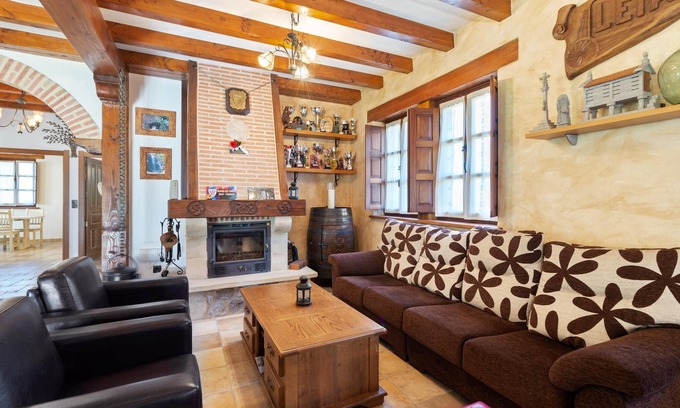 Dima Villa | Homerez - Villa a 10 km de la playa para 8 pers. con piscina y jardín en Bizkaia