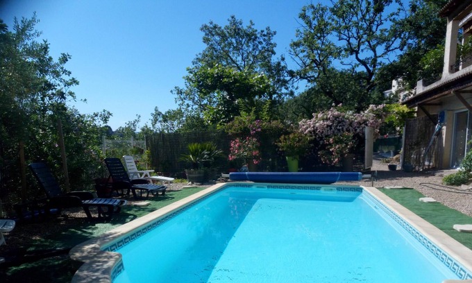 Ners Villa | Homerez - Espaciosa villa para 8 pers. con piscina y terraza en Ners