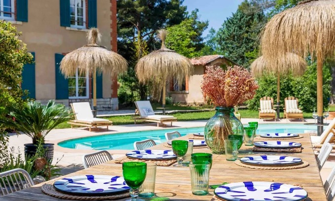 Ponteves Villa | Homerez - Amplia Villa en Pontevès con Piscina Privada.