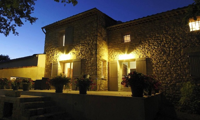 Caseneuve Villa | Homerez - Villa espléndida en Caseneuve con piscina privada