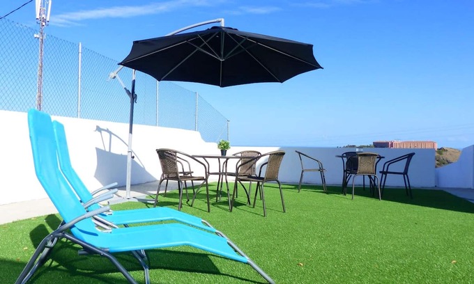 Las Arenas Apartamento | Homerez - Estudio a 4 km de la playa para 2 pers. con terraza en La Orotava