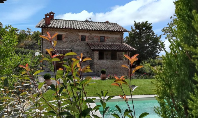 Pieve Santo Stefano Villa | Homerez - Villa en Pieve Santo Stefano