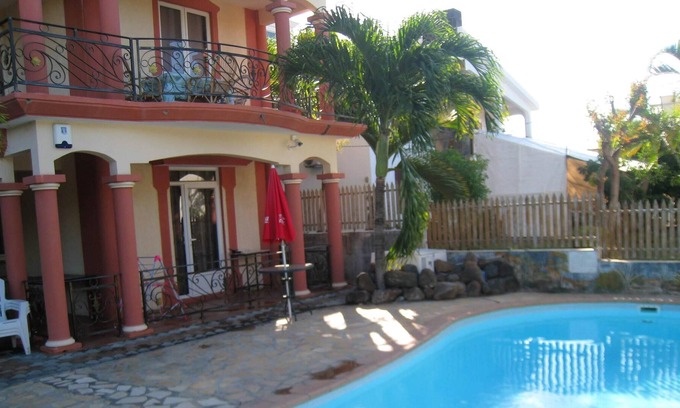 Grand-Baie Villa | Homerez - Villa a 500 m de la playa para 6 pers. con piscina en Grand Baie