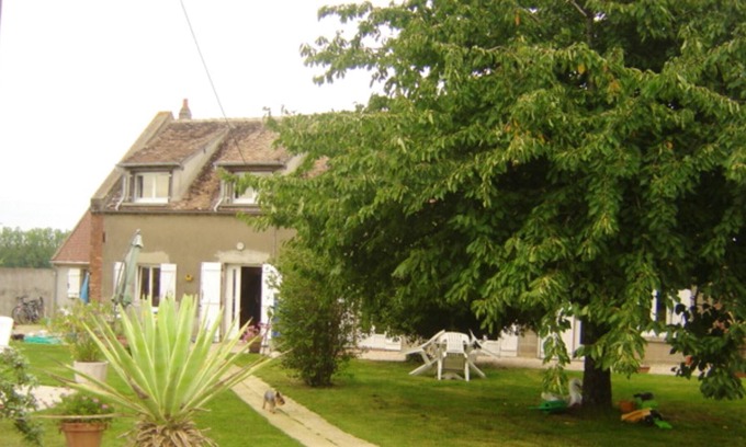 Ervauville Villa | Homerez - Grande villa para 11 pers. con piscina, jardín y terraza en Ervauville