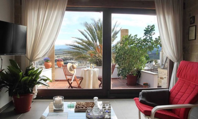 Kolymbari Villa | Homerez - Villa en Chania, parking incl.