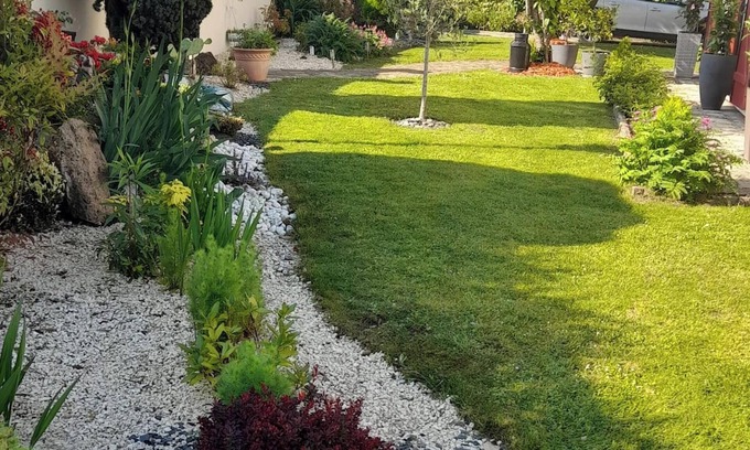 Champcueil Casa | Homerez - Acogedora casa con jardín en Champcueil