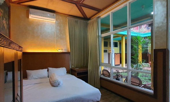 Malang Casa | Homestay Abah Kolam Syariah
