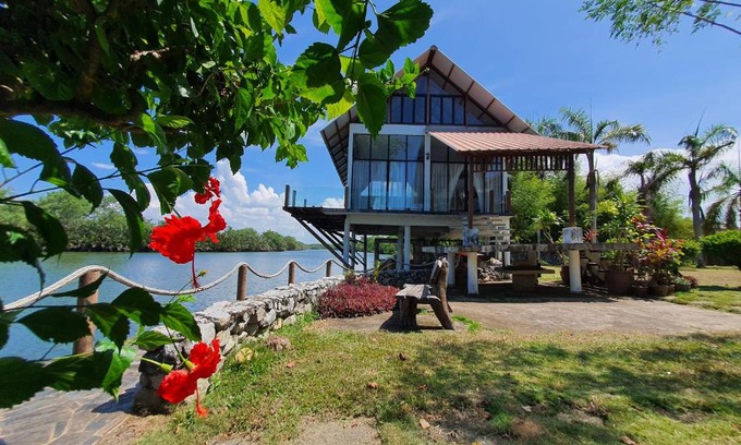 Kota Bharu Casa | Homestay ALA Riverview Lodge Kota Bharu