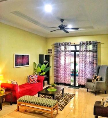 Kawasan Perindustrian Chendering Casa | Homestay Cik Esah