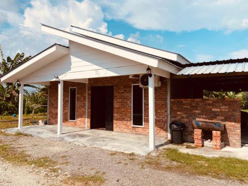Sekinchan Casa | Homestay Damai D'Sawah