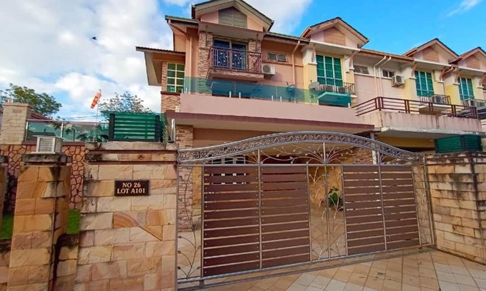 Kota Kinabalu Casa | HOMESTAY D' SEPANGAR HILLS