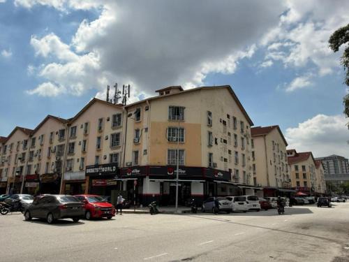 Seksyen 7 Apartamento | Homestay emAs, Pusat Komersial Sek 7, Shah Alam, Selangor, Malaysia