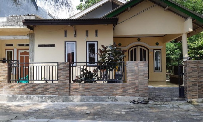 Tidung Island Casa | Homestay Ibu Epi