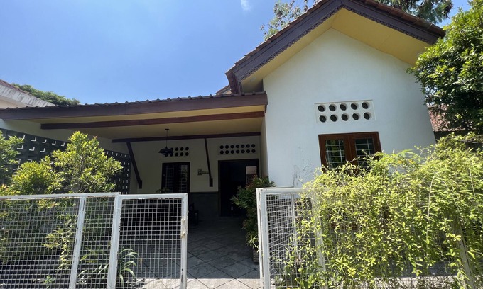 Sewon Casa | Homestay Jogja Rumah Obit By Simply Homy