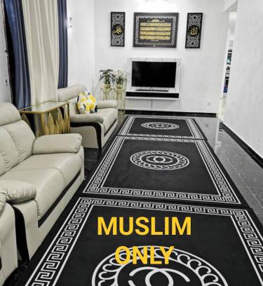 Jasin Casa | "Homestay Mak Midah"