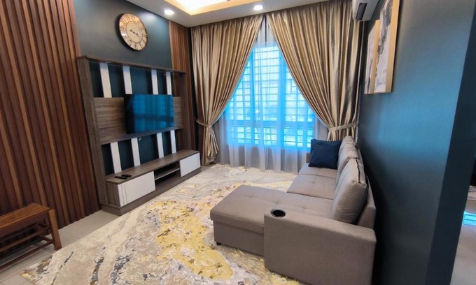 Kampung Gadong Jaya Apartamento | Homestay Naufal Bandar Sri Sendayan Ground Floor