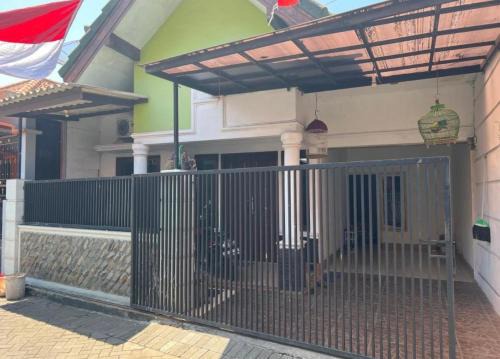 Sidoarjo Casa | Homestay Samudera
