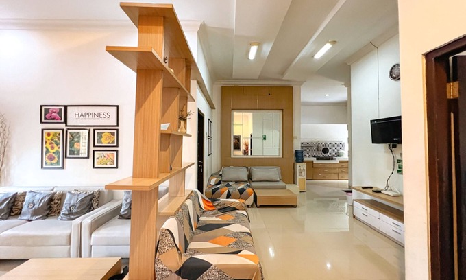 Condongcatur Villa | Homestay Sawitsari dekat Hartono Mall dan UGM by Simply Homy