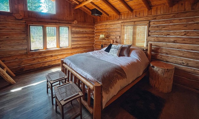 Condon Cabina | Homestead Cabin
