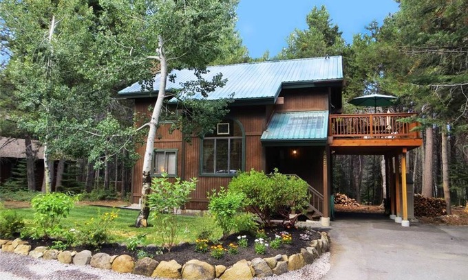 McKinney Estates Casa | Homewood Haven - Dog Friendly & New Hot Springs Bañera de hidromasaje!