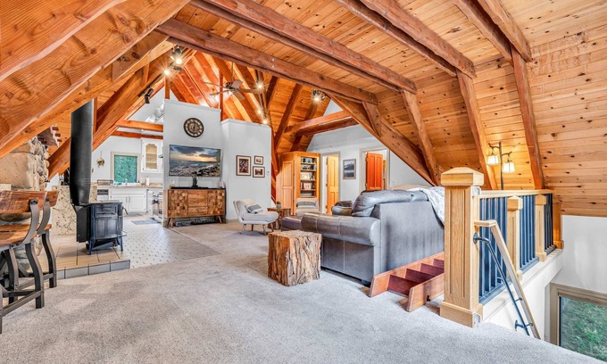 McKinney Estates Casa | Homewood Hideaway | Family Friendly + EV Charger