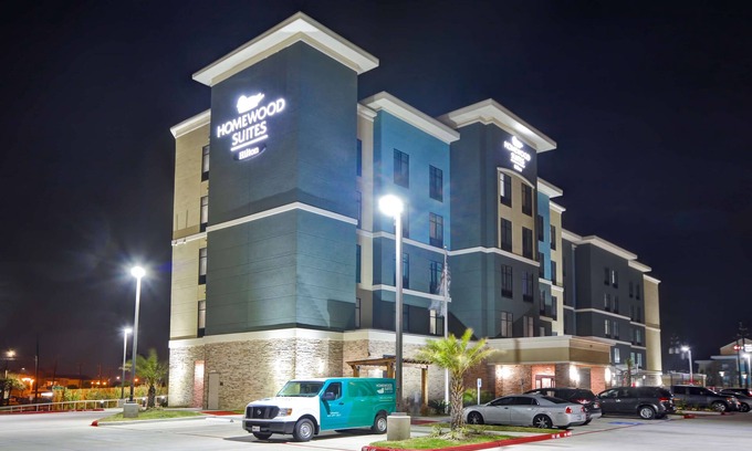 Galveston Hotel | Homewood Suites by Hilton Galveston