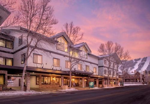 Jackson Hole Hotel | Homewood Suites by Hilton Jackson