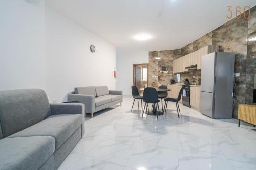 Tarxien Apartamento | Homey 1BR Apartment in Tarxien with Sofa Bed & AC