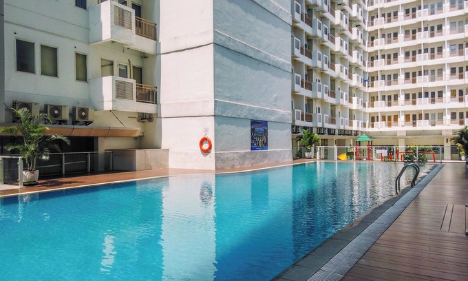 Citaringgul Apartamento | Homey and Comfy 2BR at Sentul Tower Apartment