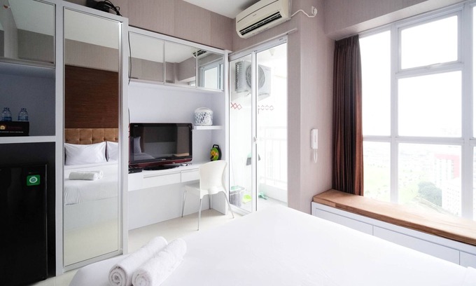 Surabaya Apartamento | Homey And Cozy Living At Studio Taman Melati Surabaya Apartment
