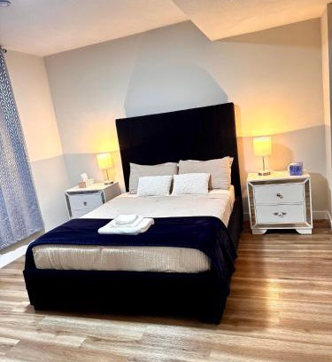 Calgary Casa | Homey Basement Suite by Gaudi