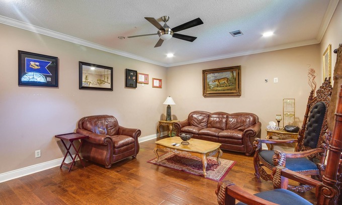 Greenwood Casa | Homey Greenwood Getaway w/ Patio & Backyard