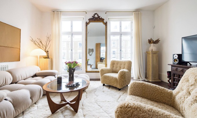 Camden Town with Primrose Hill Casa | Homey Parkside Flat in Primrose Hill