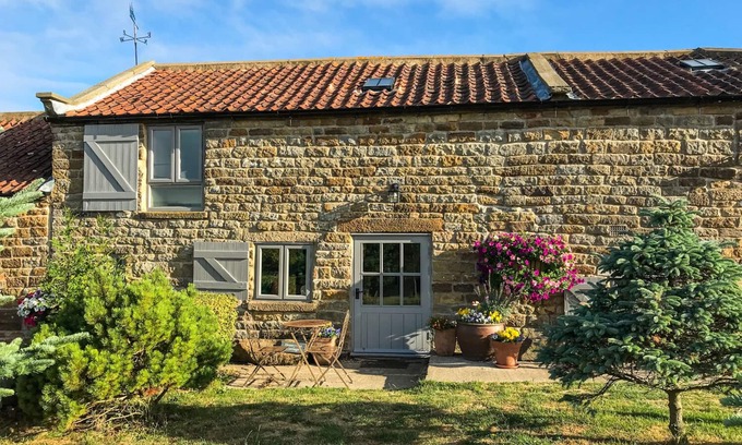 Staintondale Cabaña | Honey Bee Cottage, STAINTONDALE