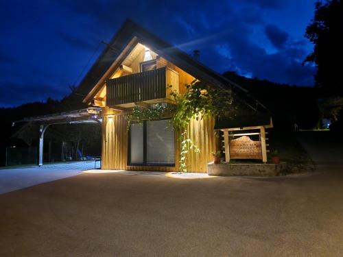 Gorje Apartamento | Honey house